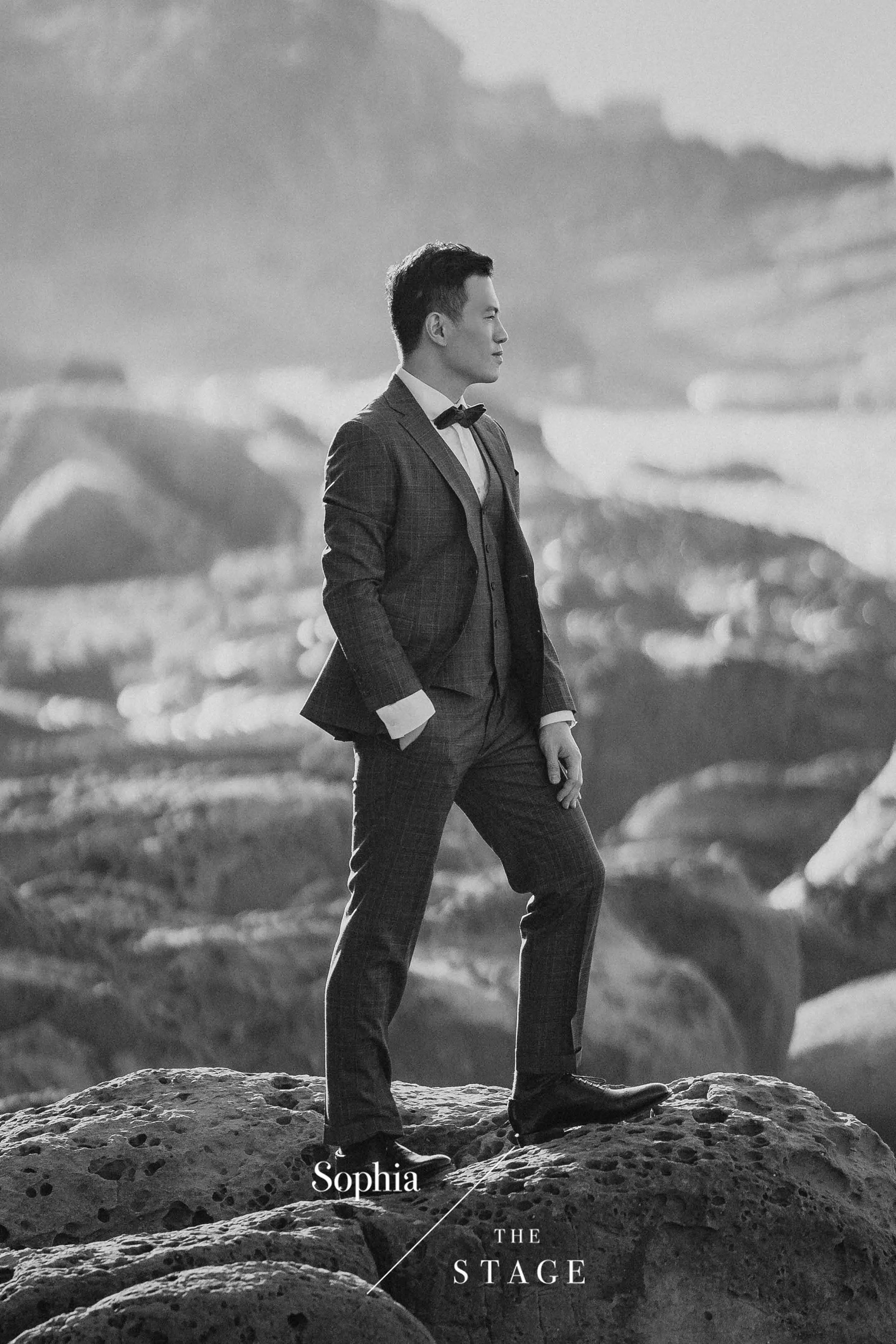  蘇菲雅婚紗-外景-森林-美式婚紗照-風景-龜山島-沿岸-新郎獨照-黑白 