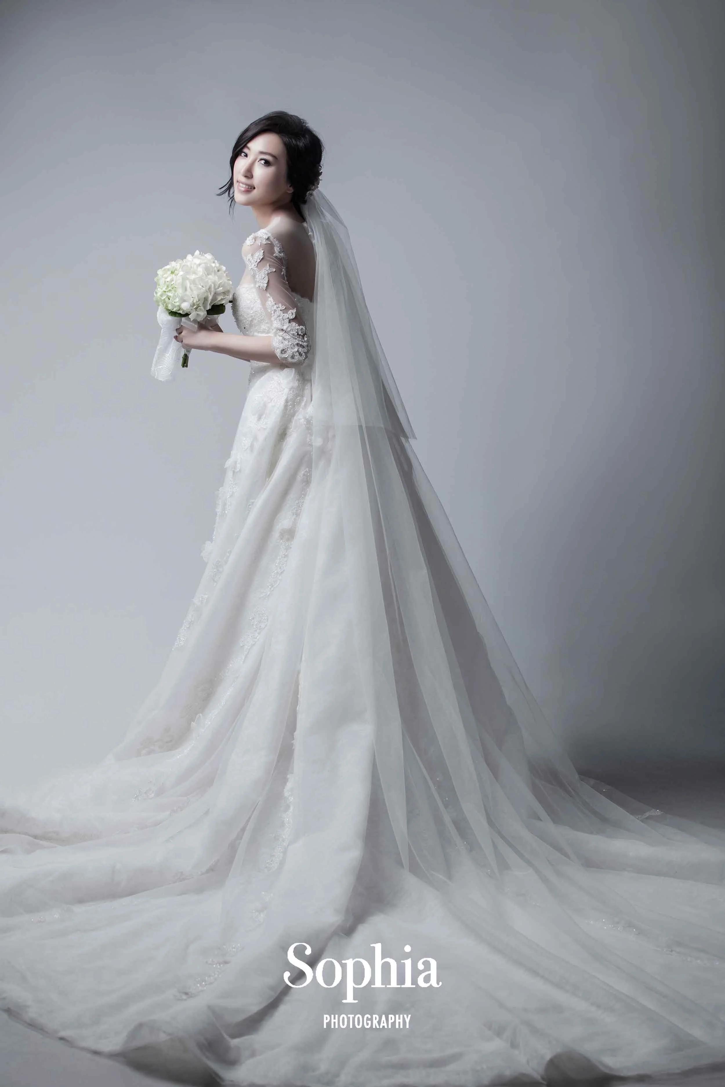蘇菲雅麗緻-蘇菲雅婚紗-挑婚紗-禮服試穿-台北婚紗店-中山北婚紗-婚紗照-拍婚紗-浪花兄弟-名人婚紗-藝人婚紗-明星婚紗照-darren-30.jpg