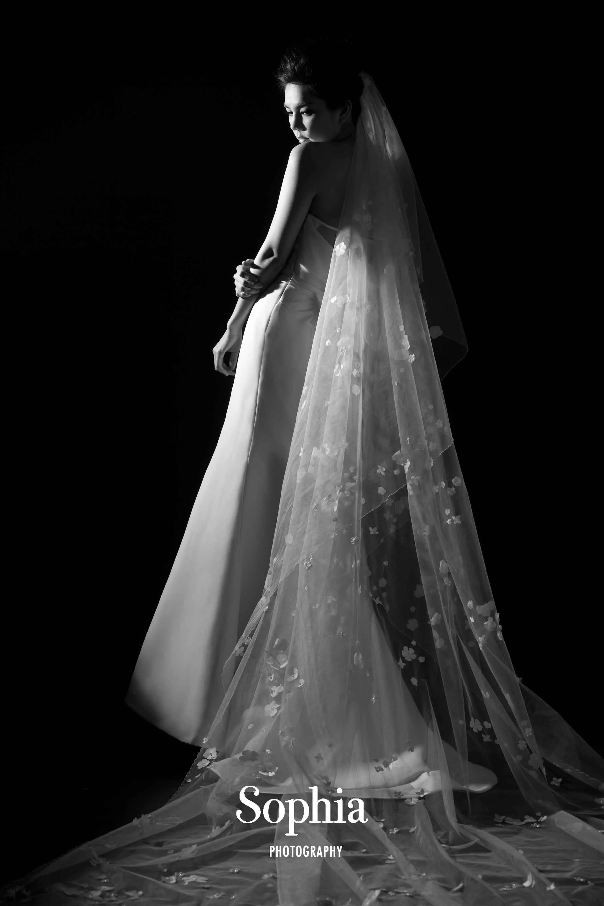 蘇菲雅麗緻-蘇菲雅婚紗-挑婚紗-禮服試穿-台北婚紗店-中山北婚紗-婚紗照-拍婚紗-SHE-名人婚紗-藝人婚紗-明星婚紗照-ELLA-70.jpg