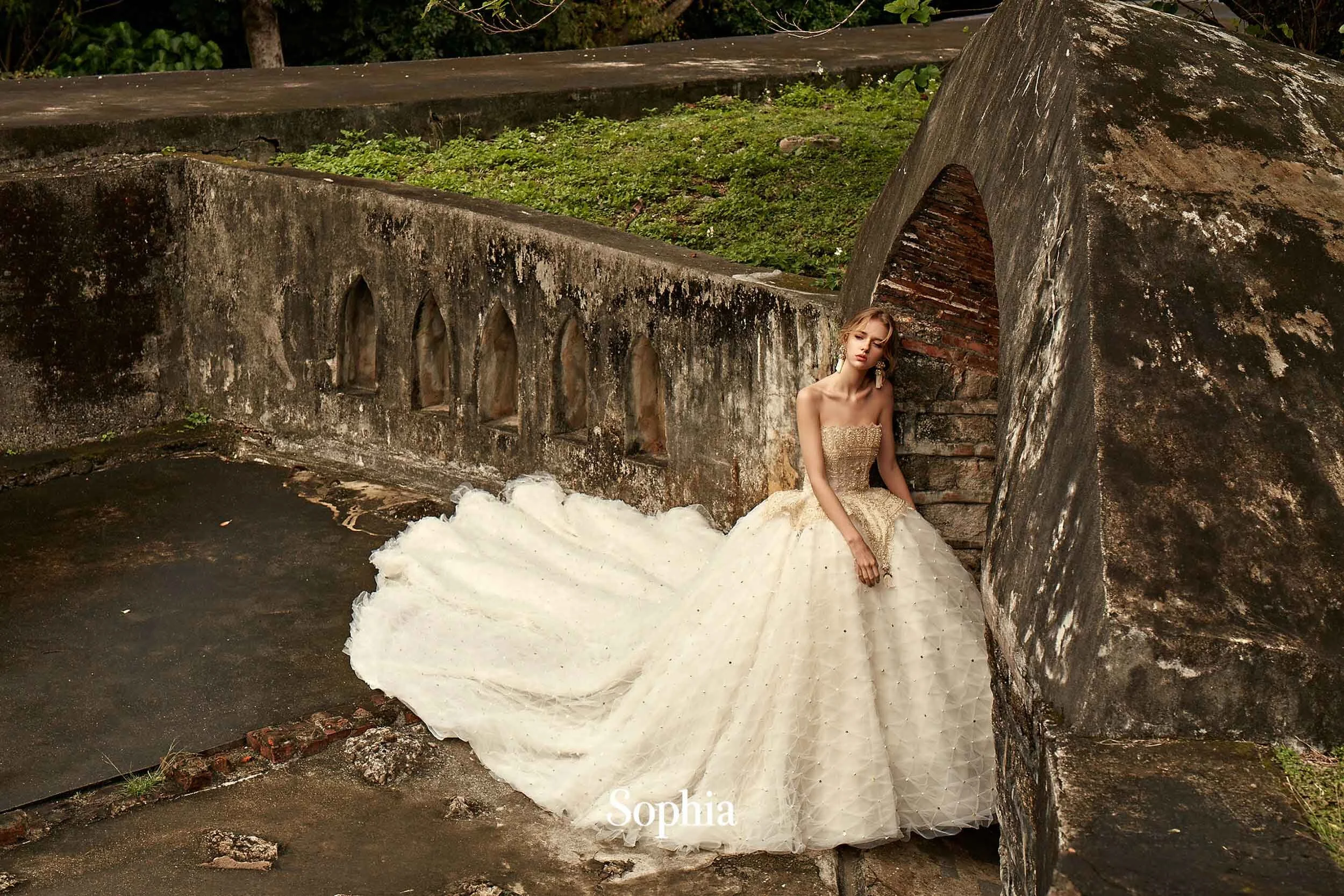蘇菲雅婚紗-2021秋冬新款-晚禮服-白紗-1.jpg