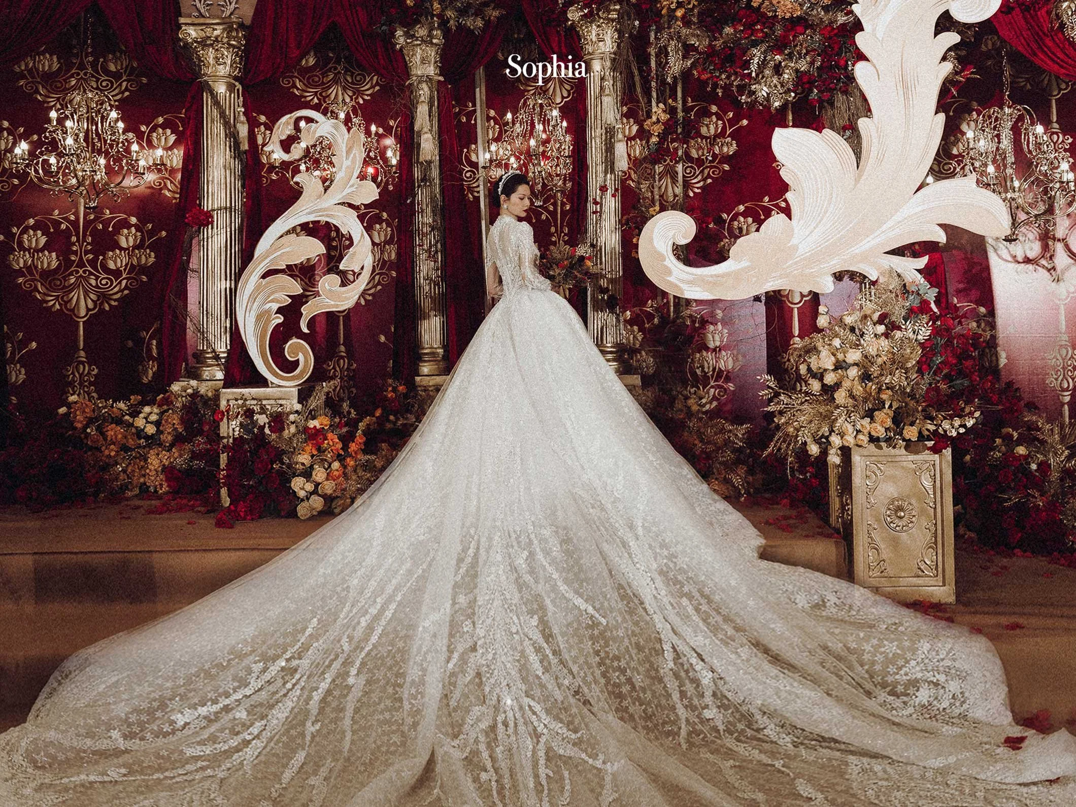 誰說找不到做工精緻華麗氣勢的結婚白紗？五件輕到重手工的氣勢婚紗一次看！