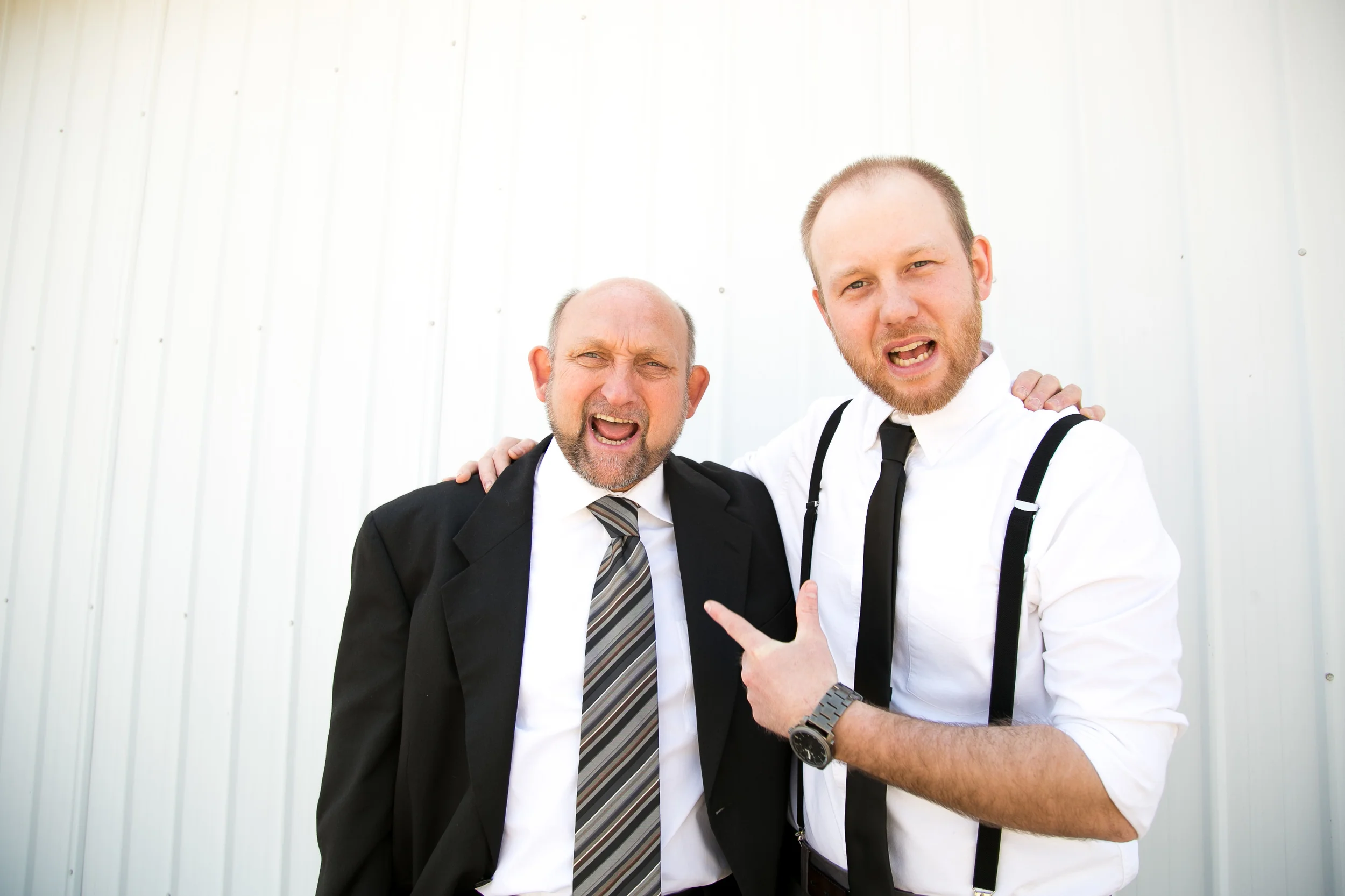 Tracy_Rodriguez_Photography_WeddingPort_SimoneCliff-Horz-5.jpg