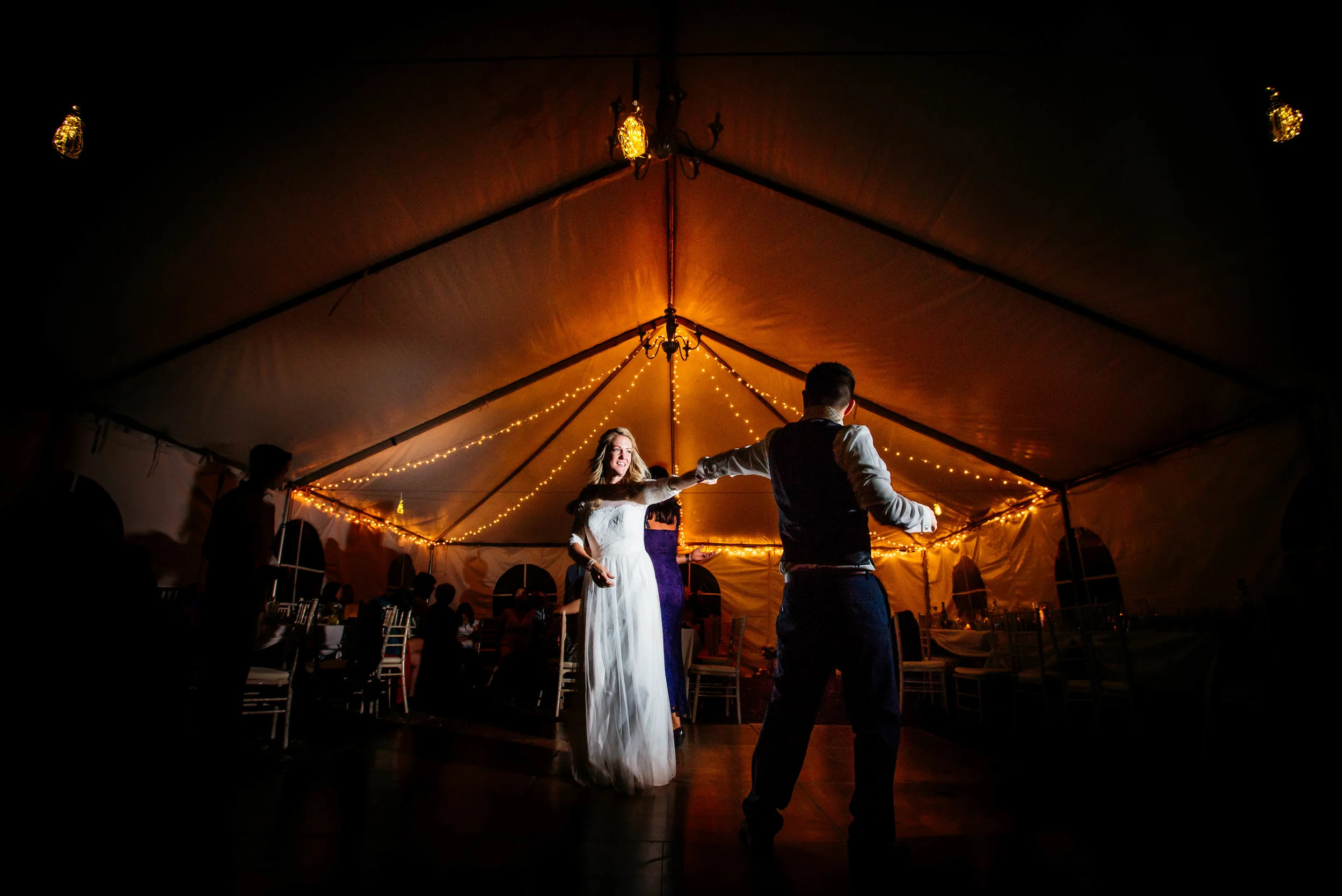 Extended Play Photography documentary wedding photography in Albuquerque, New Mexico. Capitan wedding reception dancing candid.