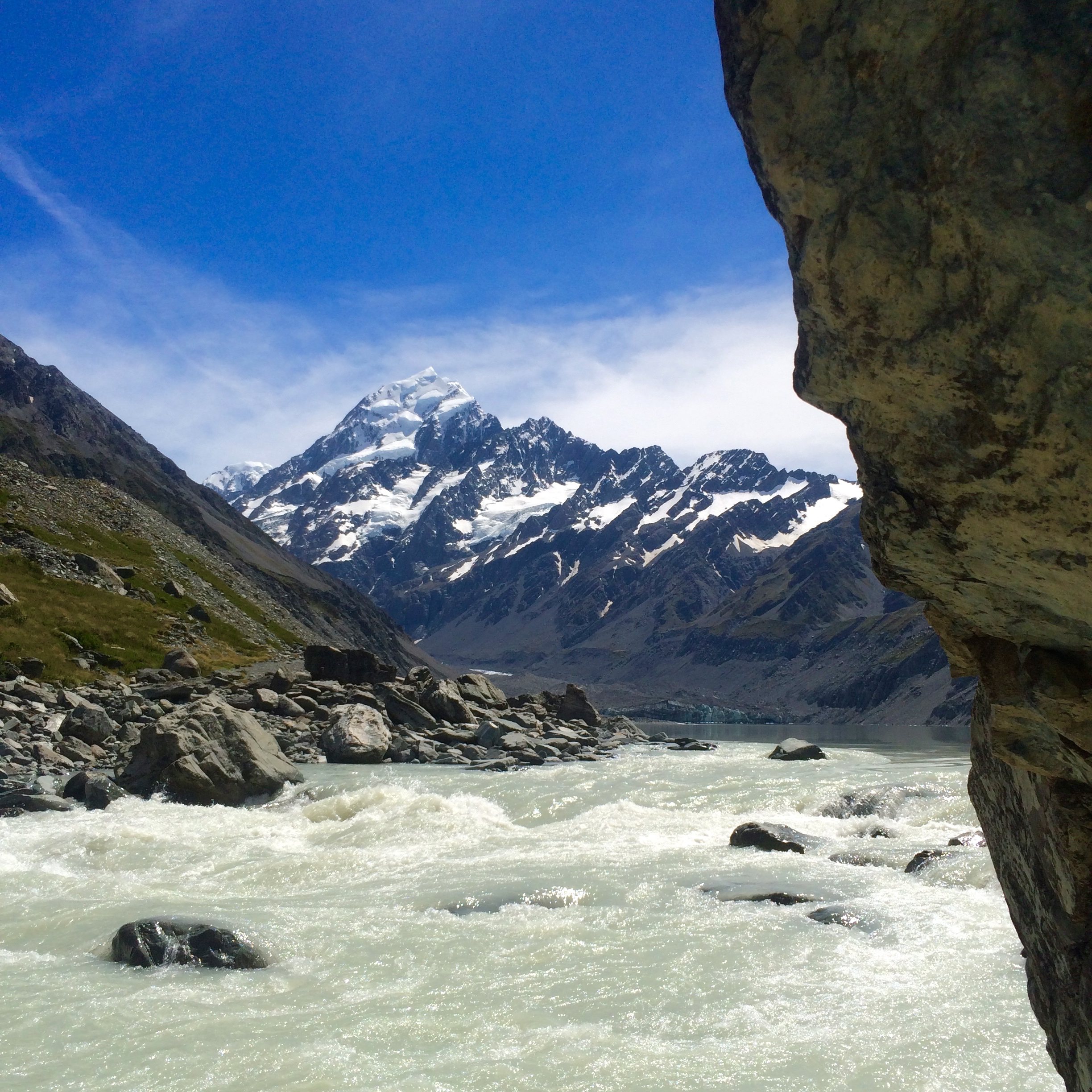 Snapshot: a lunch date with Mt. Cook