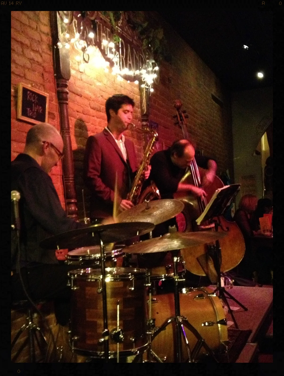 Three Faces | Mayo, Gold, Nair