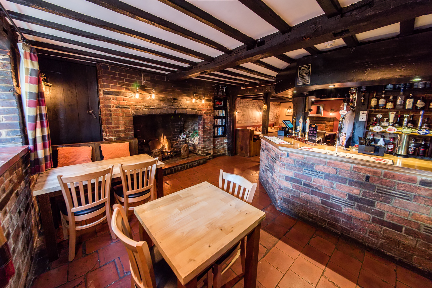 RedLionPub&Kitchen (LOWRES)-46.jpg