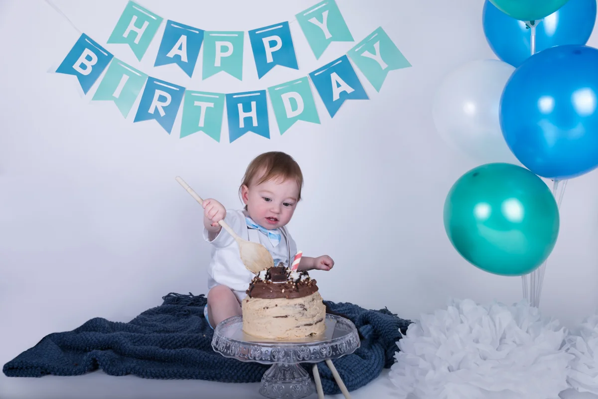 Baby Jack (12 months) Cake Smash-4.jpg