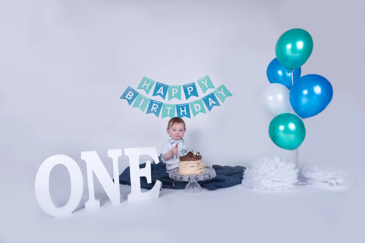 Baby Jack (12 months) Cake Smash-8.jpg
