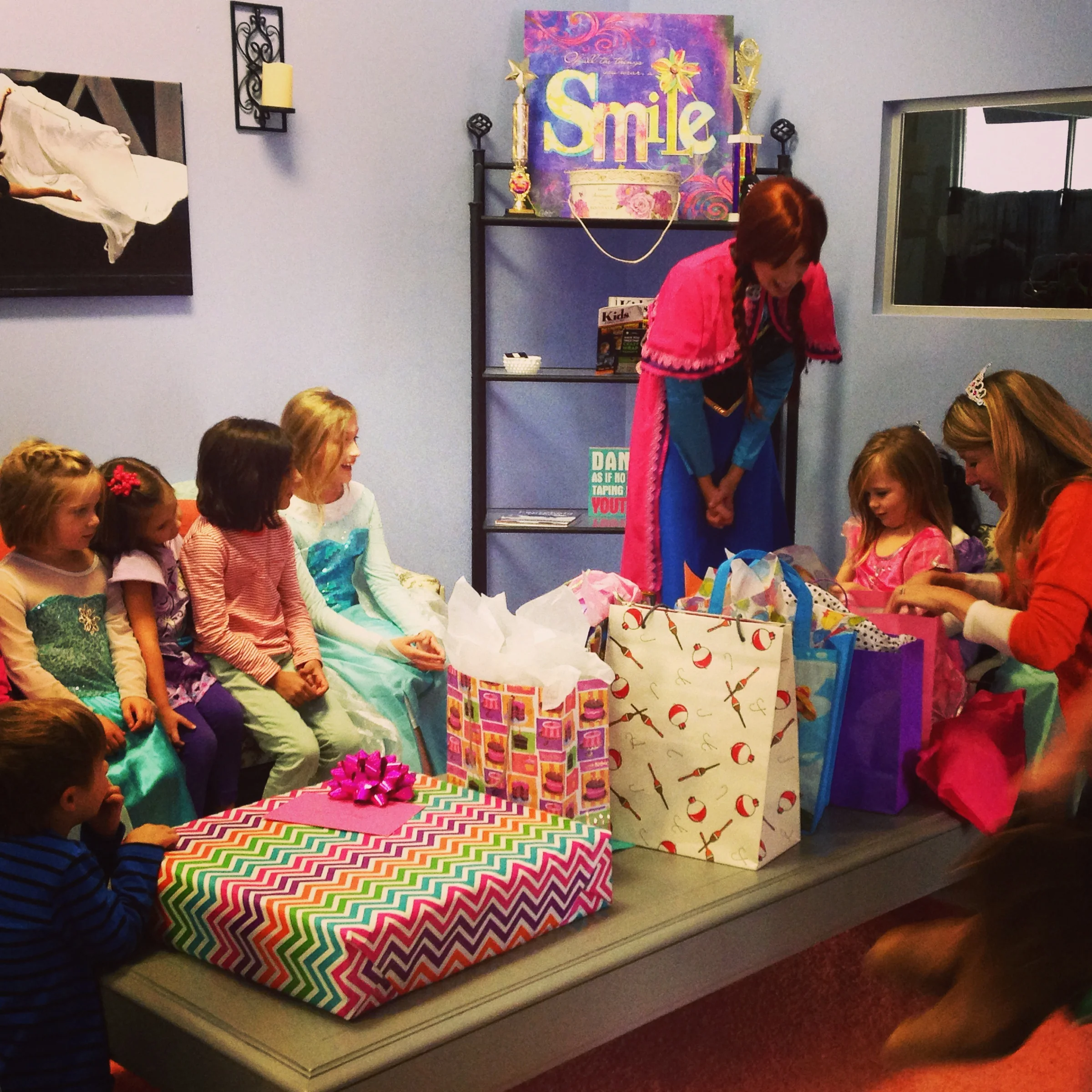 S2S Birthday parties, a visit from Princess Ana :)