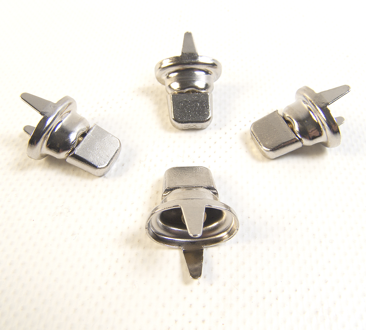 CS 2 Prong NB D.jpg