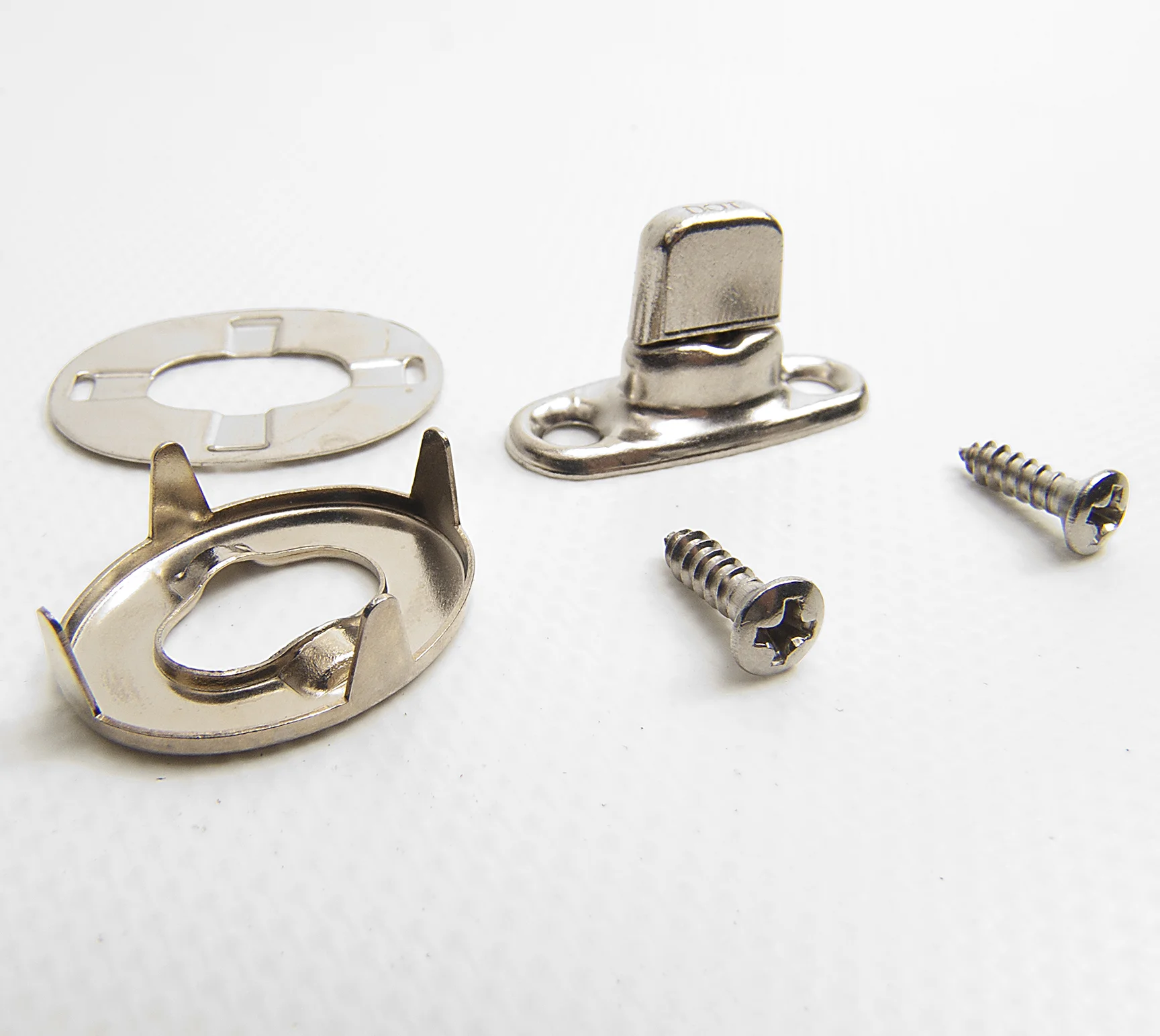 CS Regular Turn Eyelet Heavy Clinch Plate with Screws B.jpg