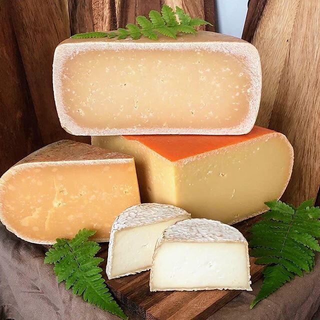 @stjamescheese is fully stocked with a nice selection of our cheese and more! Blow Horn, 13 month old Runnymede, 2 year old batch of St. Malachi Reserves, and Seven Sisters. Visit www.stjamescheese.com to order some today. #neworleans #stjamescheese 