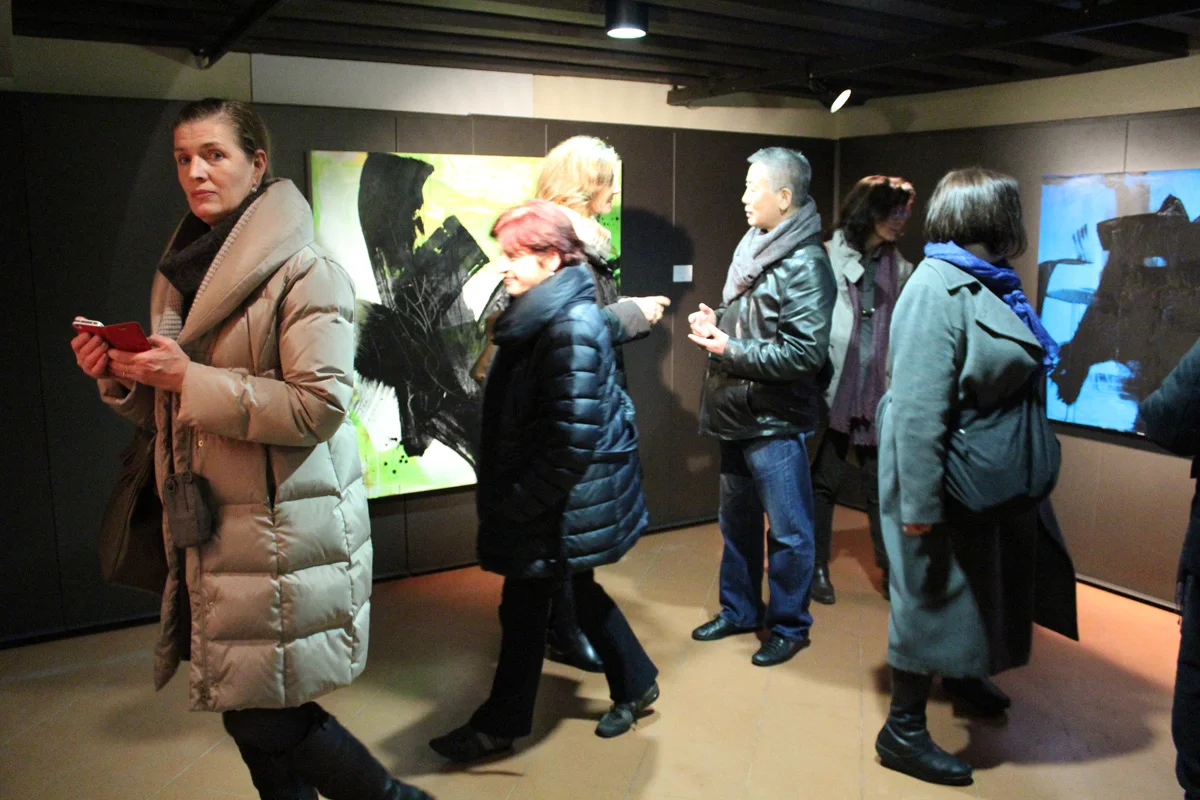 opening 12.jpg