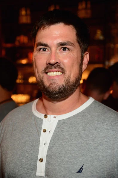 Navy SEAL's Intimidating Rules For Dating His Daughter Go Viral