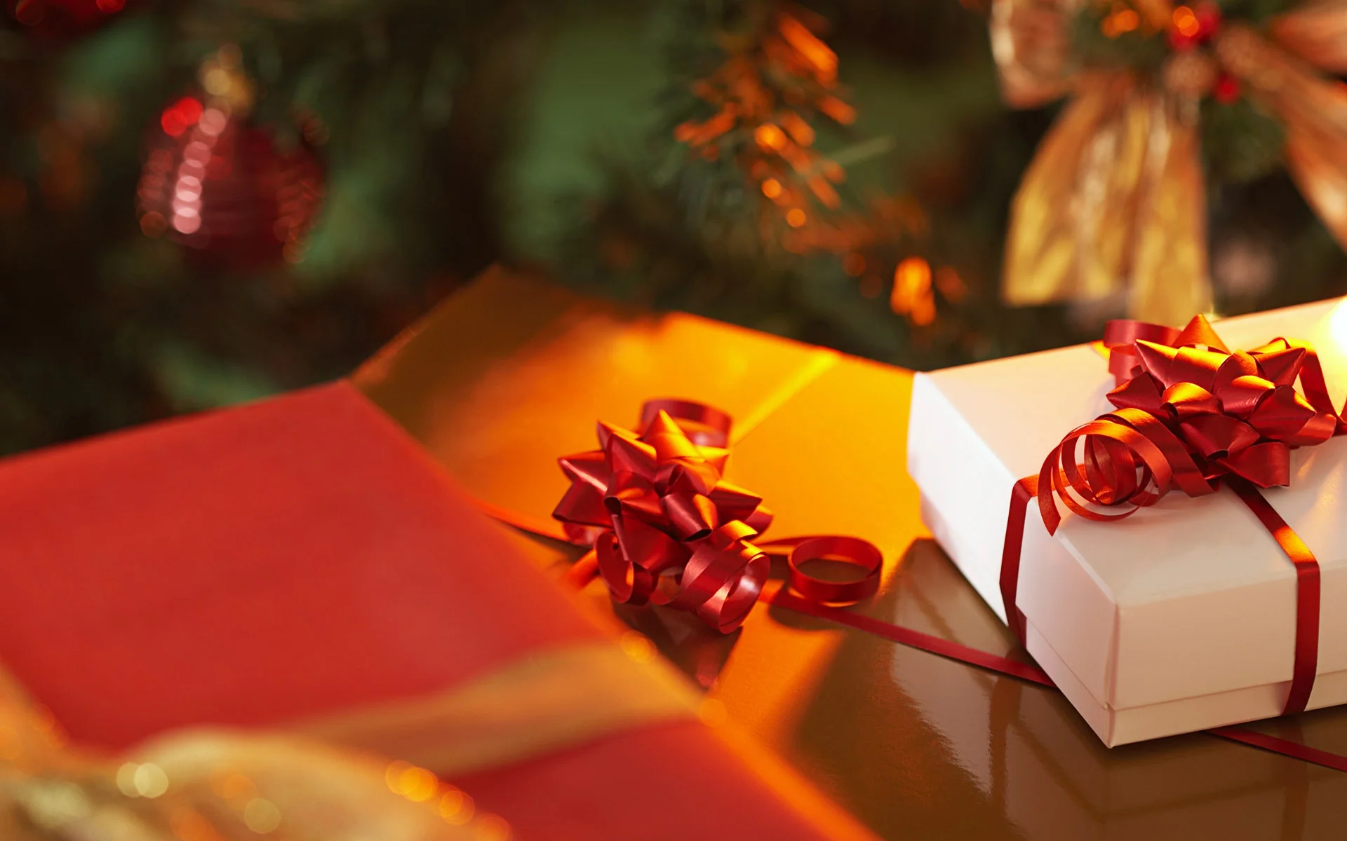 Dad Gives Kids "Terrible" Christmas Presents; See Their Adorable Reactions