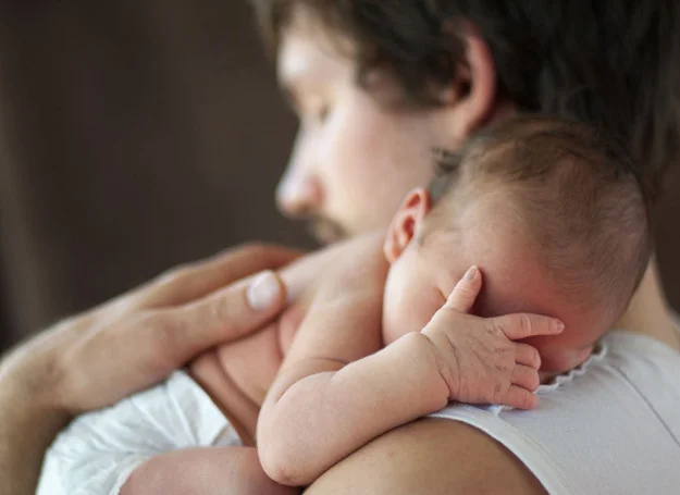 Why Some New Dads Feel Isolated