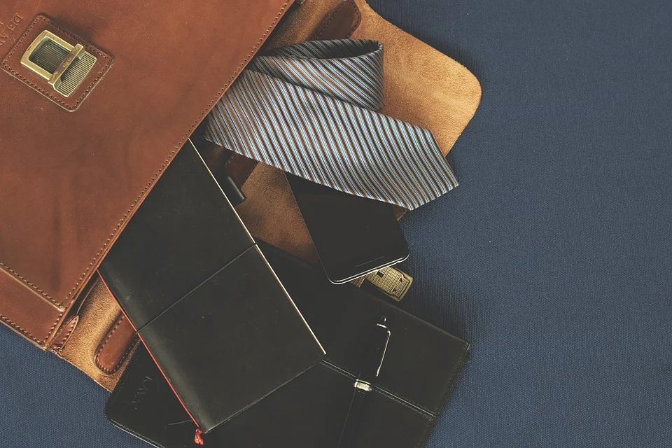 Super Simple Ways For Men To Update Their Style