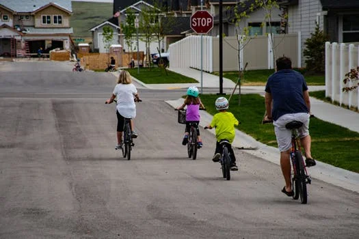 3 Things To Teach Your Kids About Bike Safety