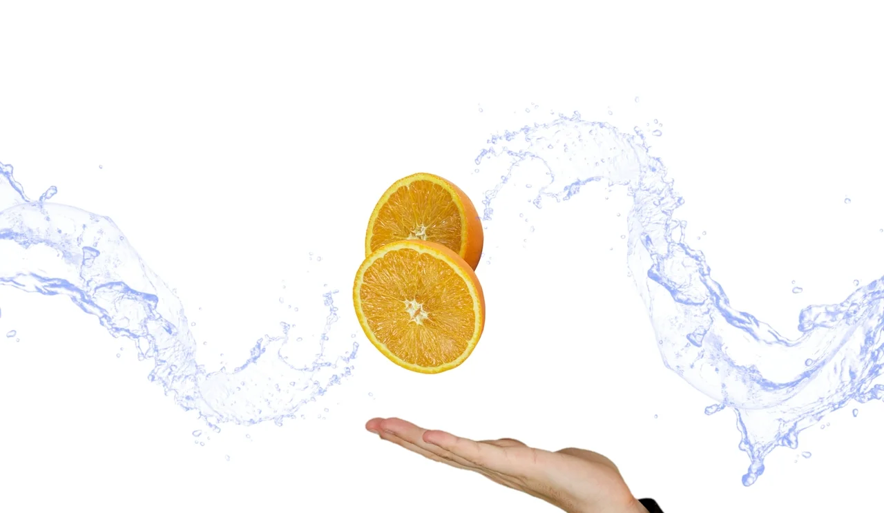 fruit-orange-citrus-vitamins-hand-the-hand-1457353-pxhere.com.jpg