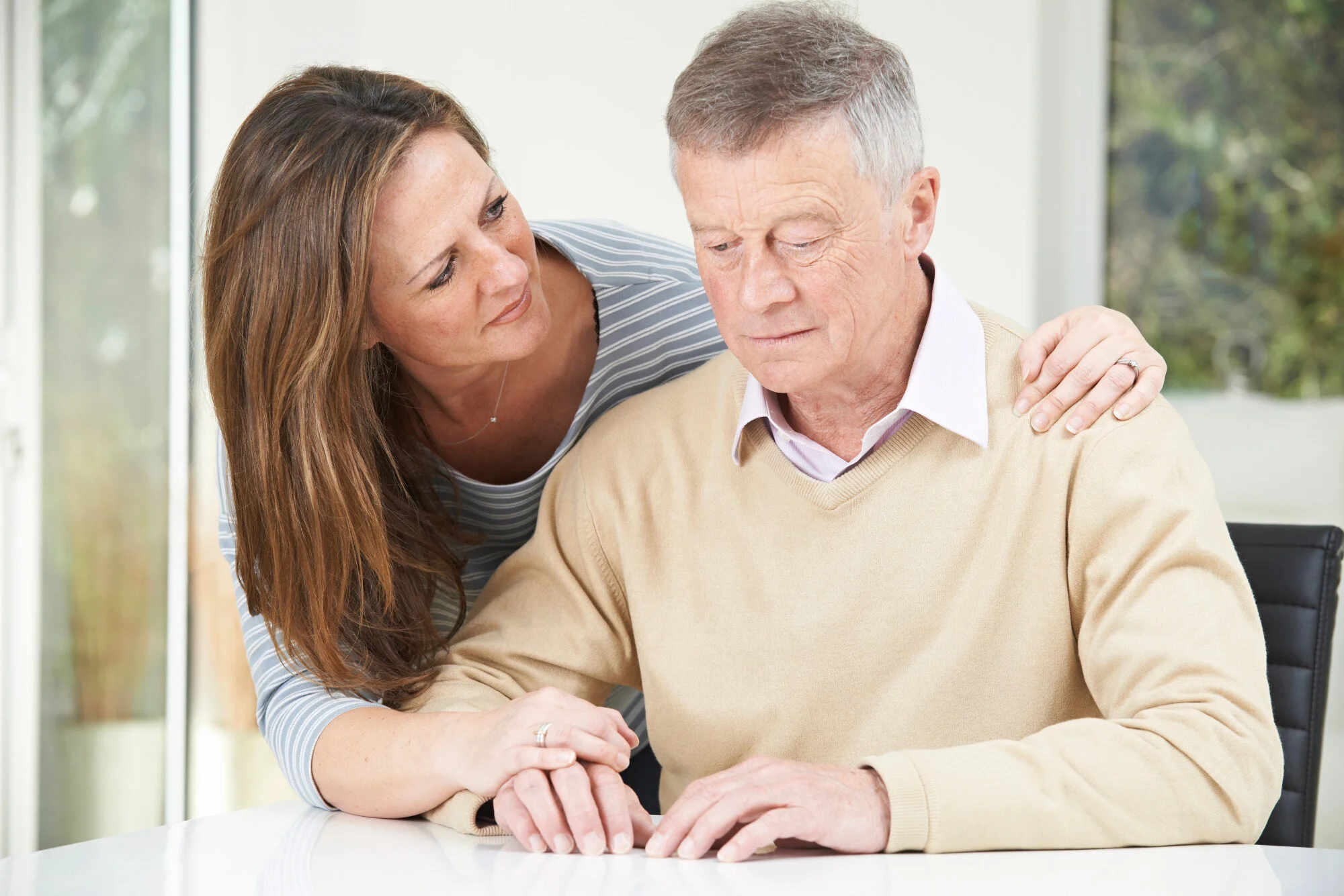 Memory Loss: 5 Early Signs Of Alzheimer's Disease