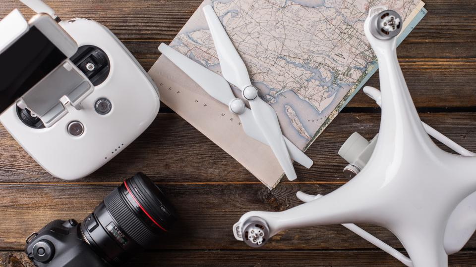Best Tech Gadgets For Travelling 2020