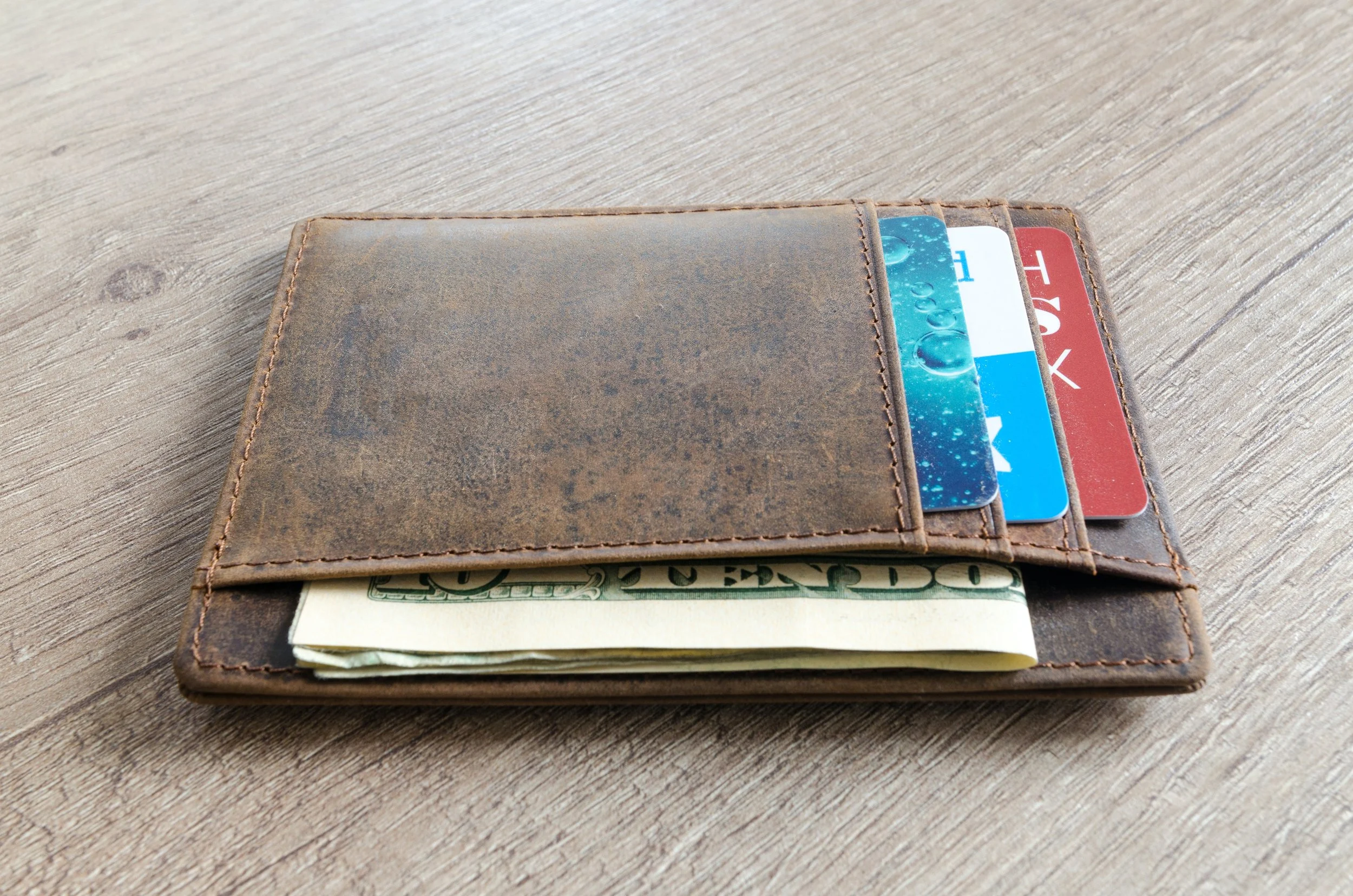 Opinions on Slender Wallet? Thinking of gifting it for husbands