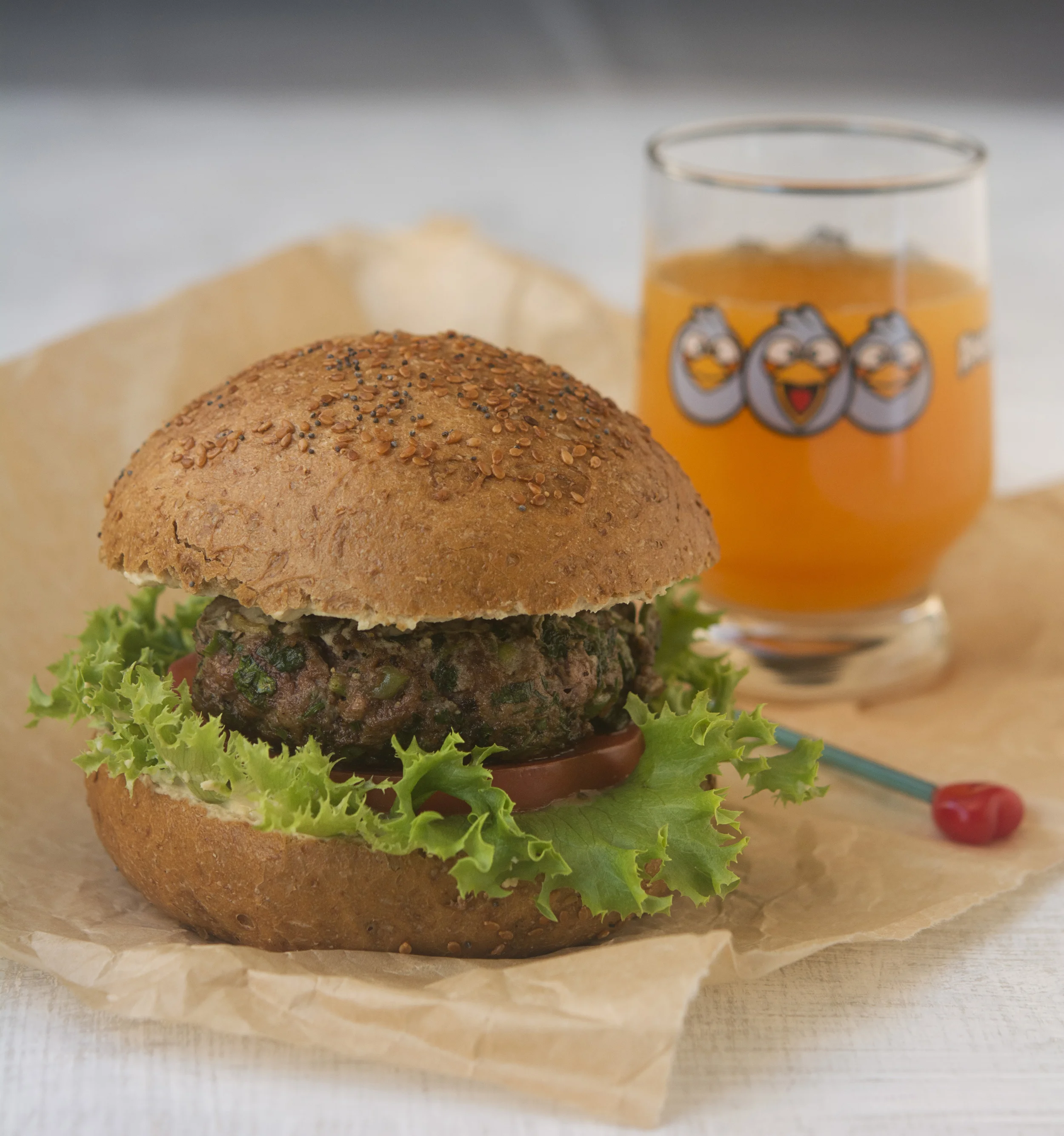 ÇOCUK BURGER - FOOD STYLING VE FOTOĞRAF EBRU ATLAN