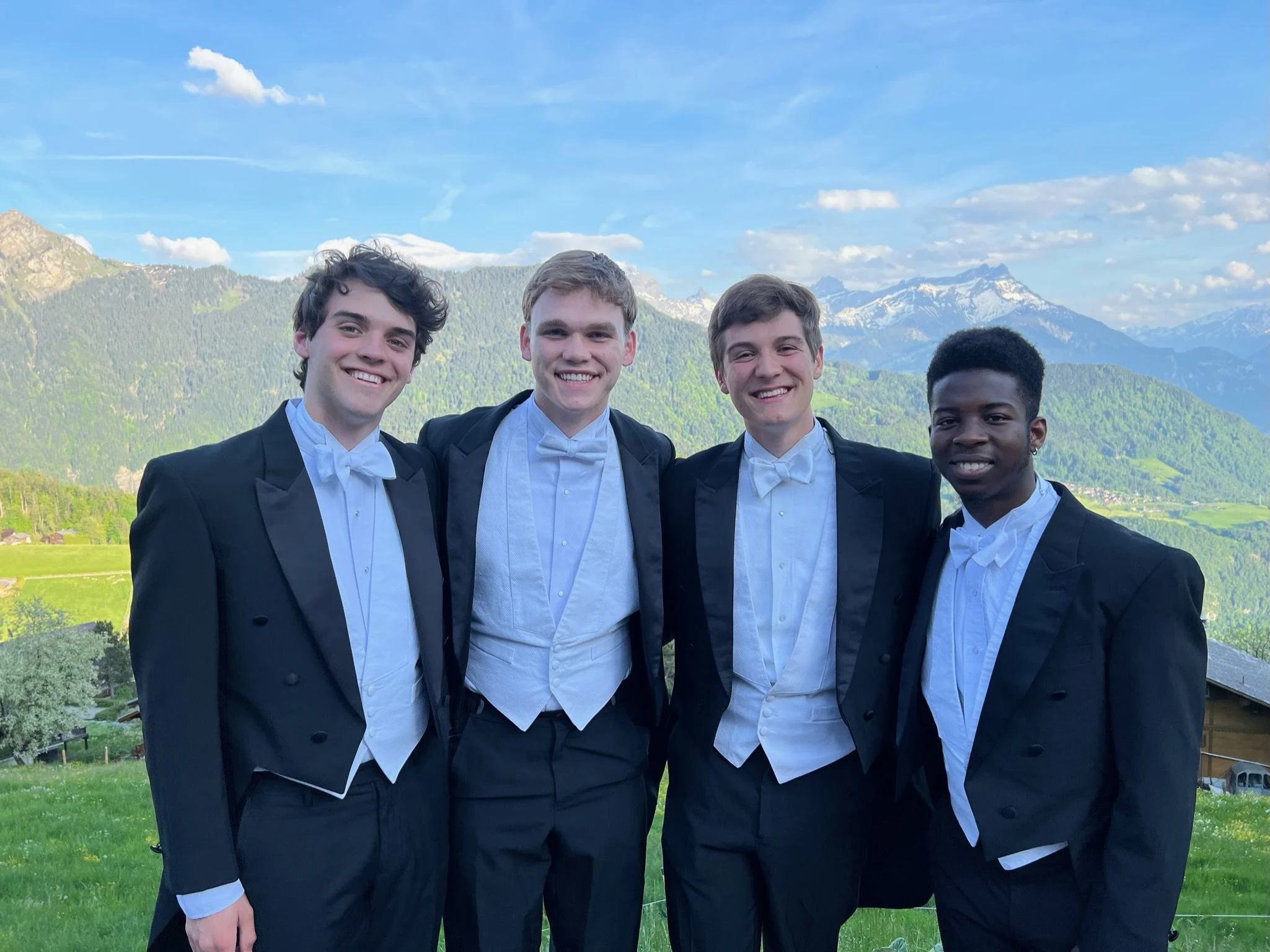 The Yale Alley Cats Yale's Premier Undergraduate A Cappella Group