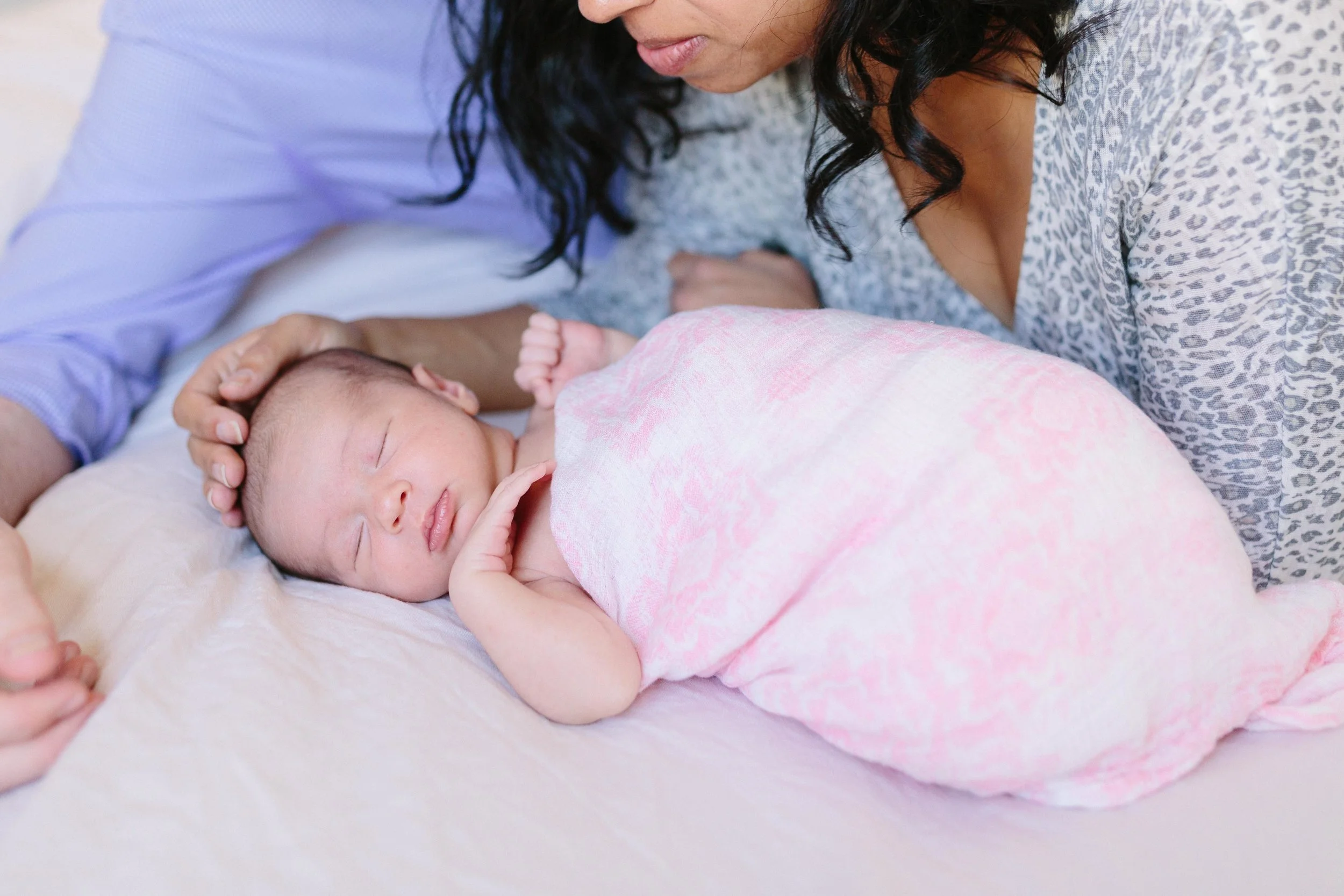 Newborn.Roni.7a.jpg