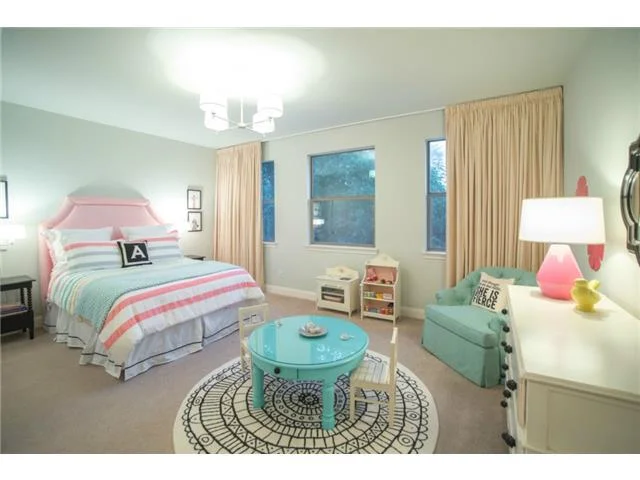 flat top Avery's bedroom.jpg