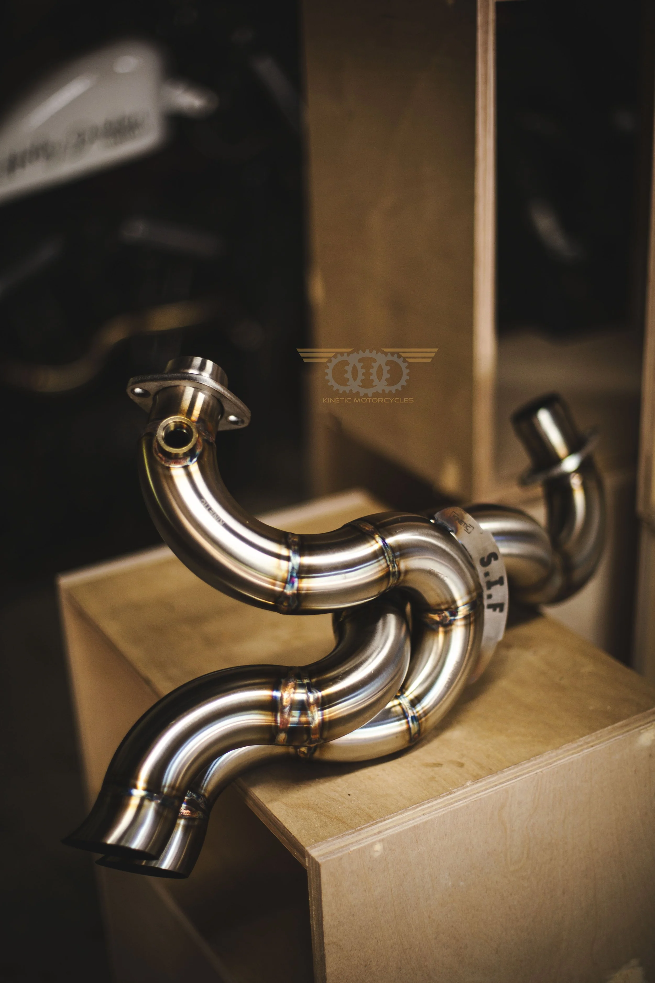 Kinetic Motorcycles Deluxe Series 1 Sportster Exhaust