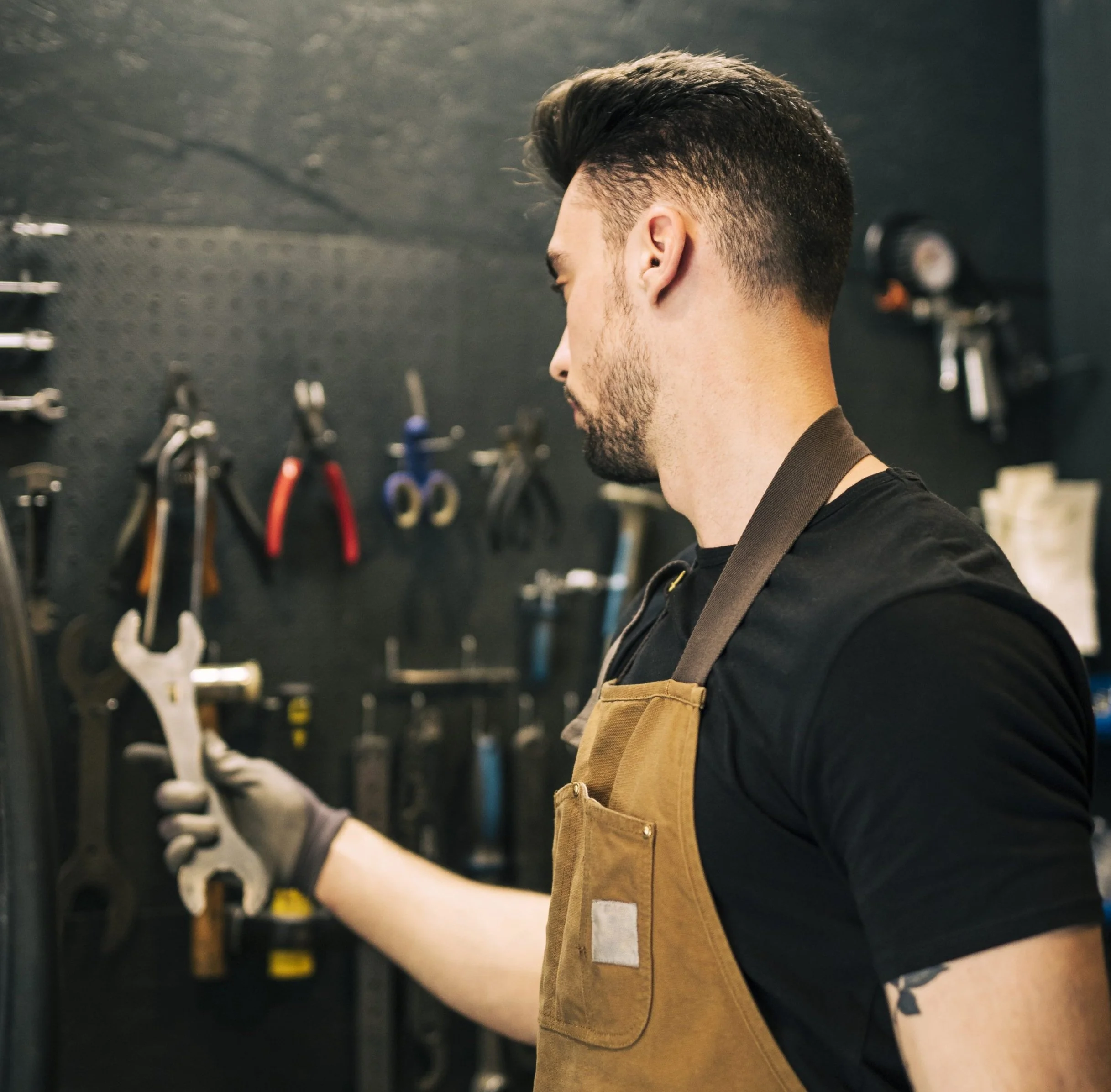 Motorcycle Customization: DIY vs Pro - Which Build is Right for You ...
