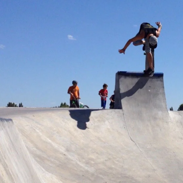 Gabe Saxon backside noseblunt