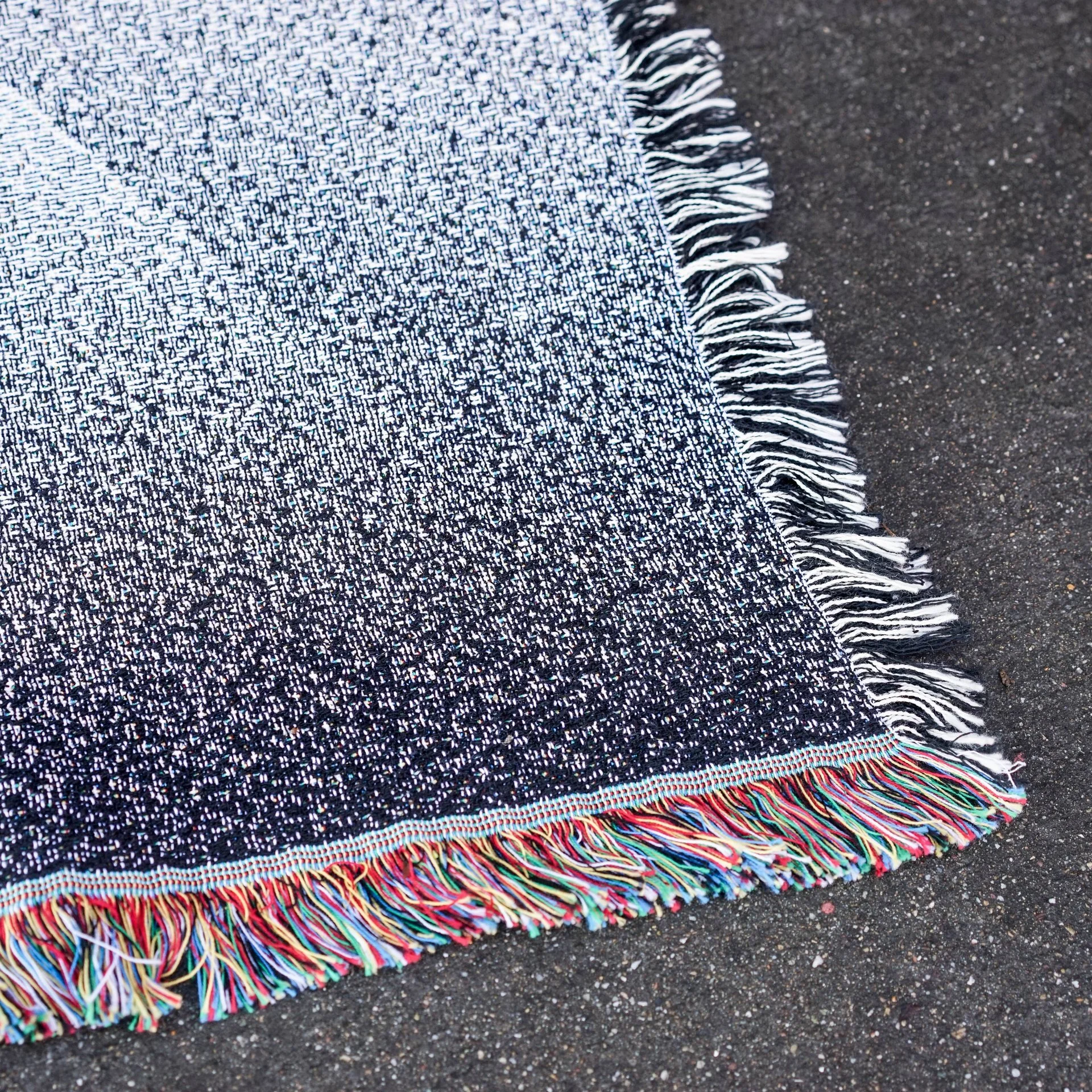 anxy-blanket-4_1920x.jpg