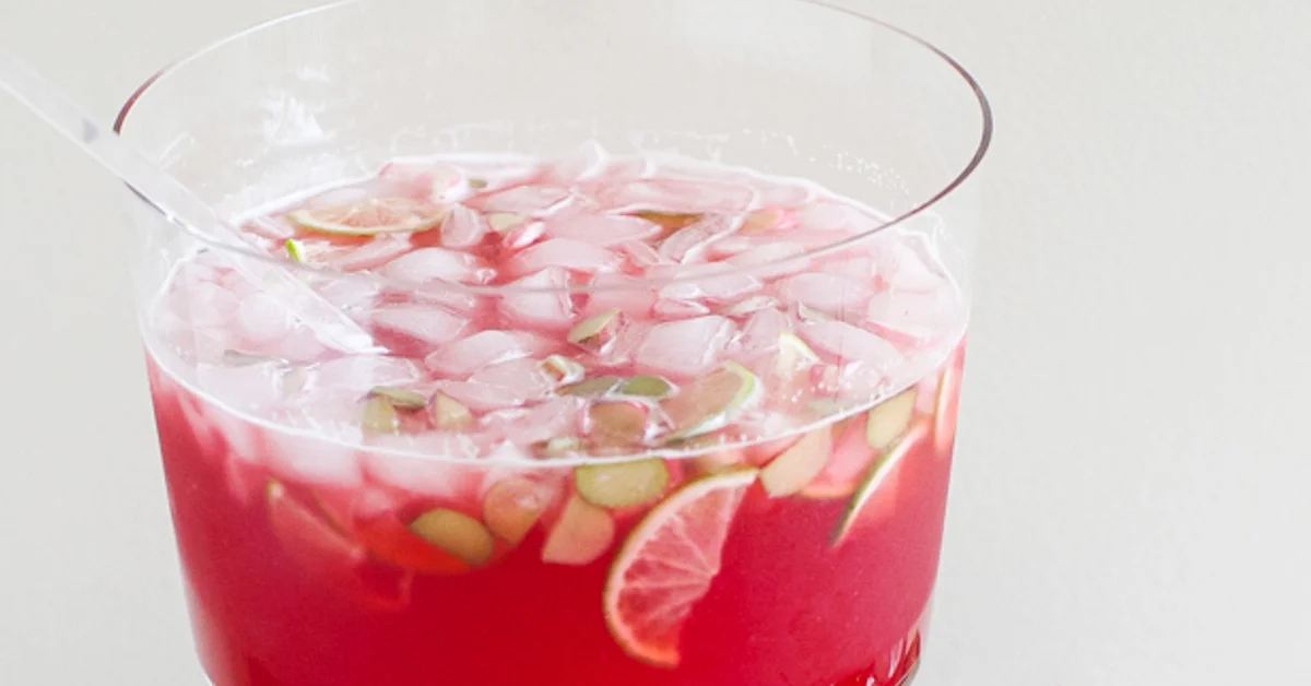 13 Cocktail Pitchers to start your New Year party with a bang! — Craft