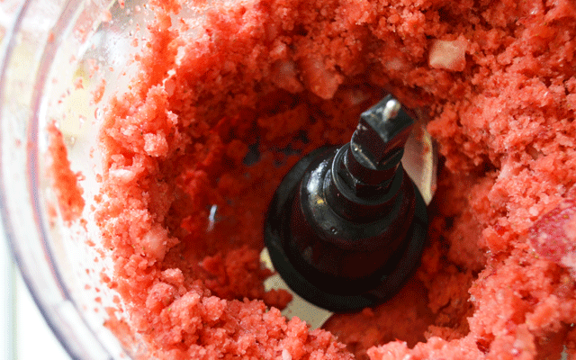 frozen+strawberries+in+a+food+processor.png