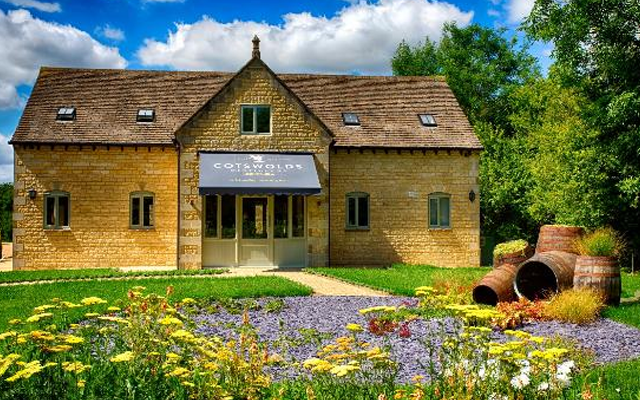 cotswolds+gin+distillery.png