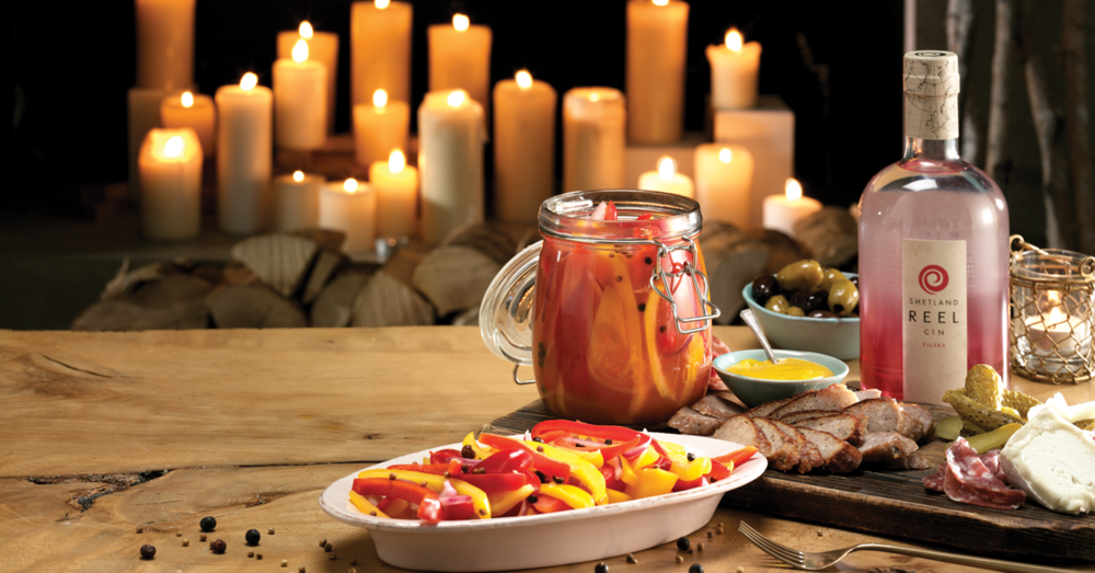 pickled+peppers+gin.png