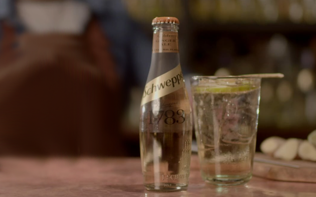 schweppes+ginger+ale.png