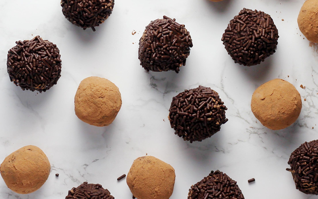 homemade+gin+truffles+recipe.png