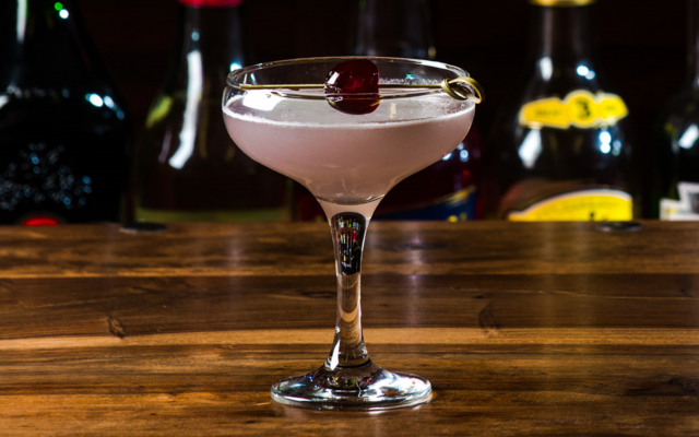 Aviation+gin+cocktail+640x400.png