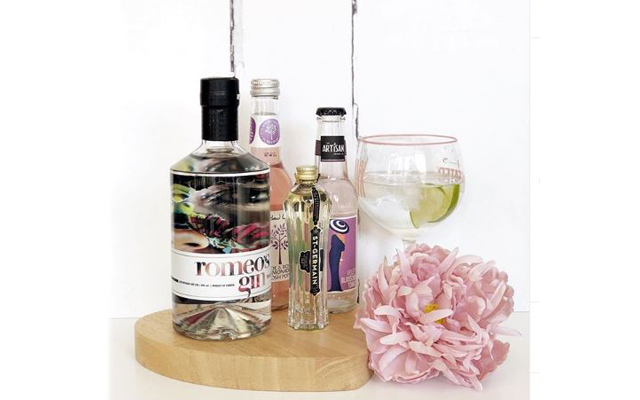 Karen’s snap of Romeo’s Gin is as pretty as a picture!