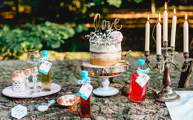 outdoor-gin-wedding.jpg