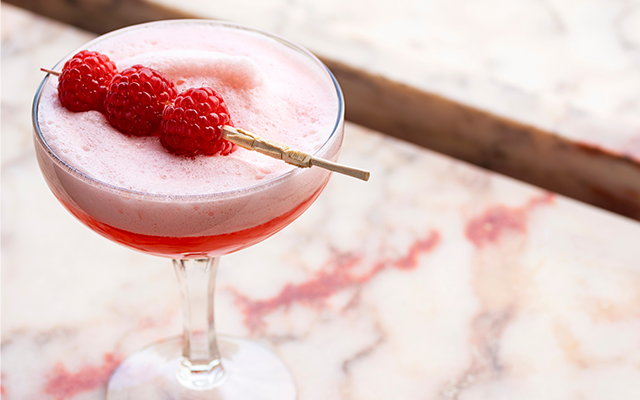 CLOVER-CLUB-COCKTAIL.png