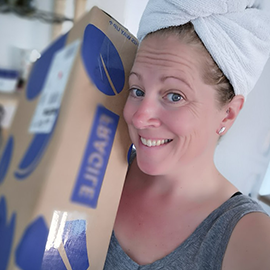 Sometimes you’ve just got to get to the door and collect your Gin of the Month box as quickly as you can - and that was certainly the case for member, Gem, here!