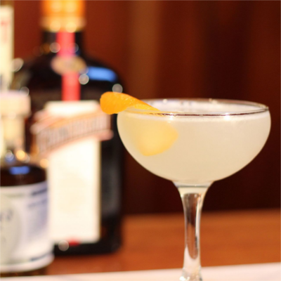 Corpse+Reviver+Number+2+Gin+Cocktail.png