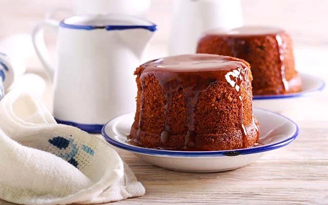 BOOZY-STICKY-TOFFEE-PUDDING.jpg