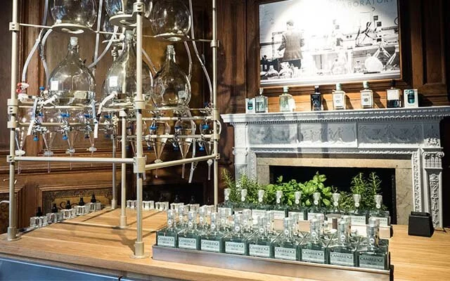 cambridge-gin-lab2.jpg