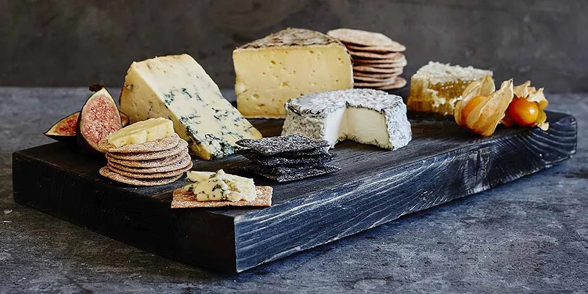 How to build a perfect cheese board to go with your gin! — Craft Gin Club The UK's No.1 gin club