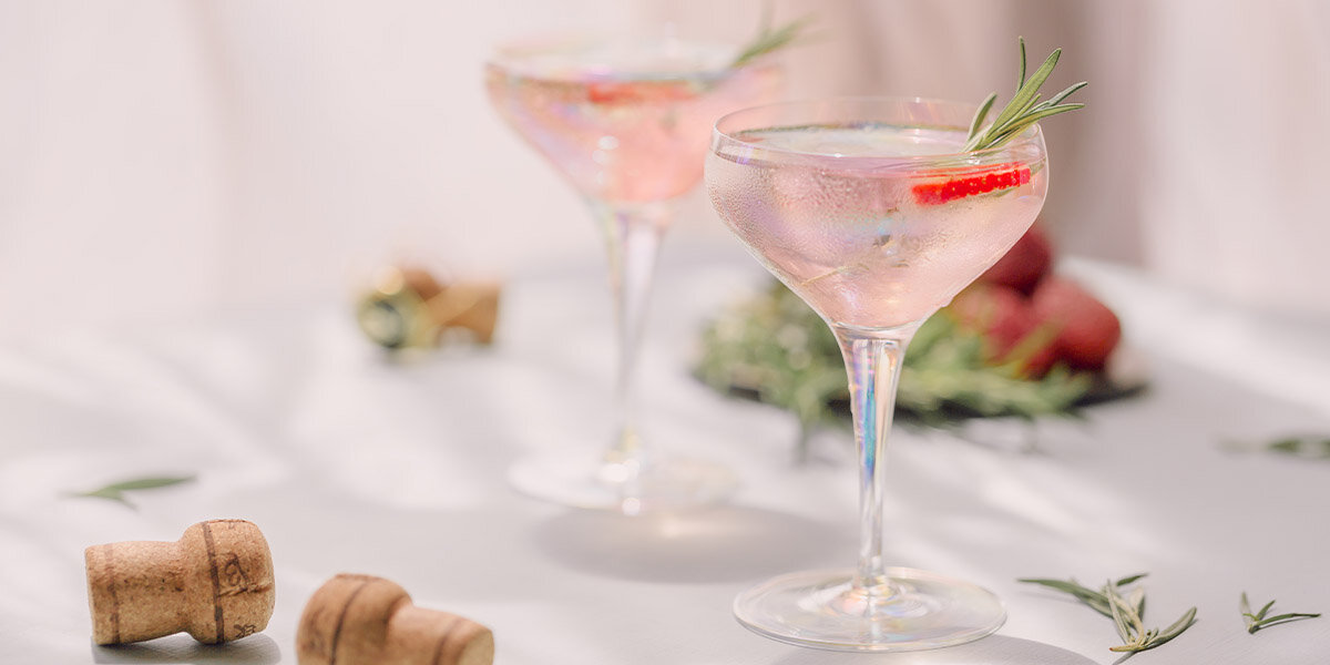 Tonic Water or Soda Water? We choose both for our cocktails and gin